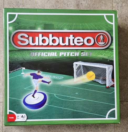Subbuteo official pitch set - subbuteo,