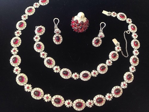 Vintage signed ciner ruby - ciner,