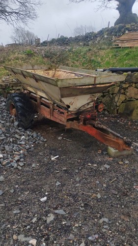 Atkinson lime spreader - lime, land