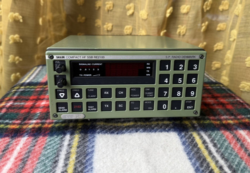 Sailor re2100 marine radio - sailor,
