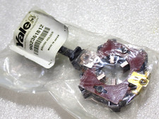 902361812 YALE FORKLIFT BRUSH HOLDER GENUINE NEW