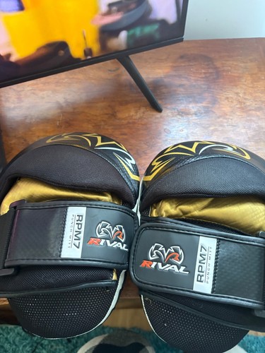 Rival rpm7 punch mitts - rival,