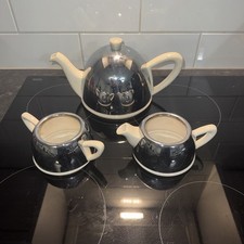 Vintage Thermal Ever Hot