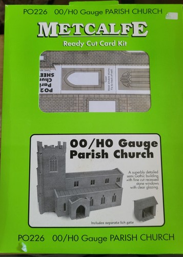 Metcalfe cardboard model - 3,
