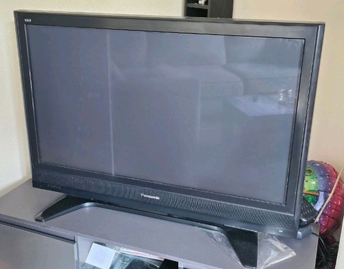 42inch panasonic ready - hd,