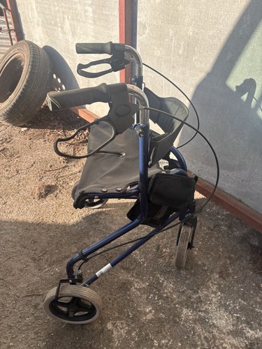Wheeled mobility walker - wheeled,