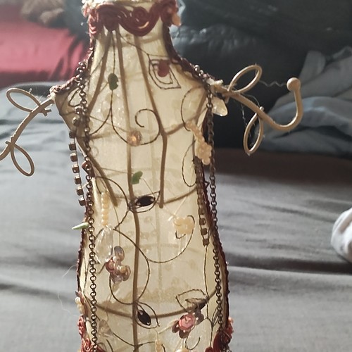 Jewellery display mannequin - display,