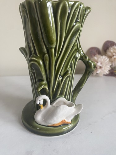 Vintage sylvac vase with swan - vintage,