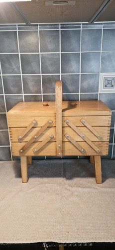 Vintage hand made wooden - hand, 3
