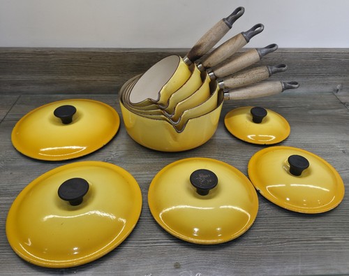 Creuset yellow sauce pan - yellow,