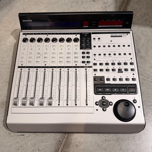 Used mackie universal control - used,