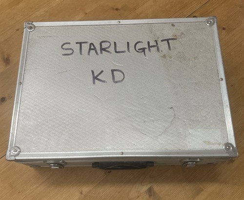 Aluminium carry case - carry,