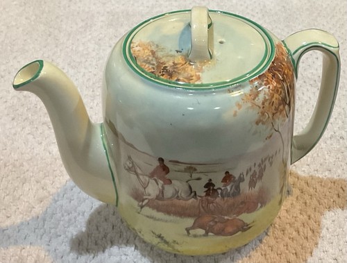 Royal doulton fox - royal, teapot