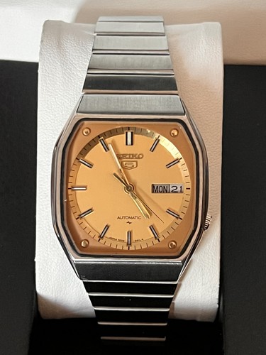Seiko 7009 5300 gold - gold, hex