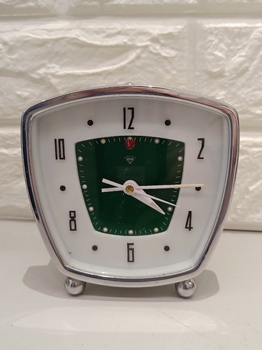 Alarm clock vintage analogue - alarm,