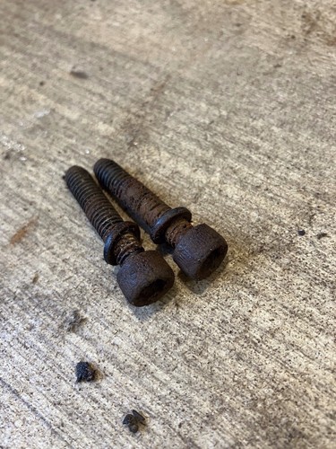 Blade cartridge fixings - blade,