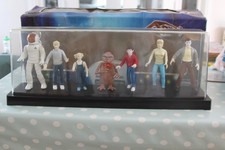 E.T. THE EXTRA-TERRESTRIAL -