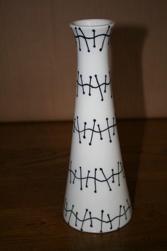 Midwinter jessie tait vase - jessie,