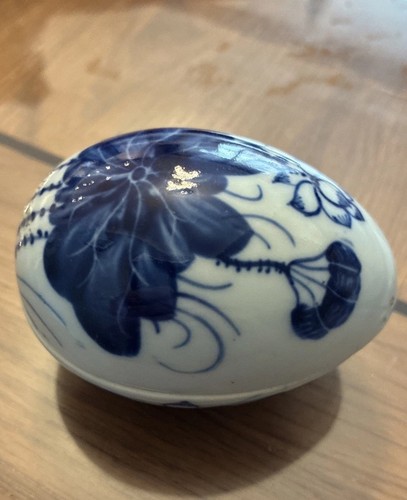 Faberge egg shaped - egg-shaped, trinket