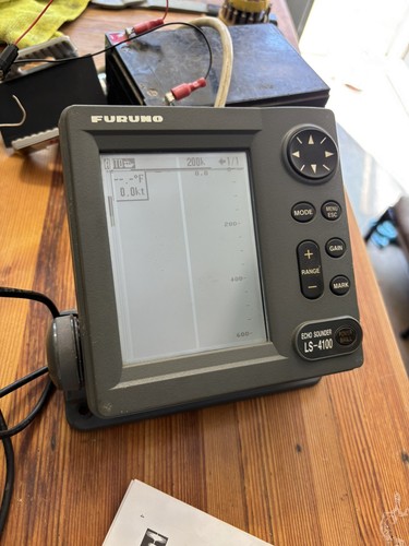 Fish finder furuno 4100 - finder,
