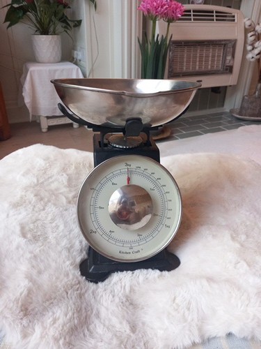 Vintage traditional weighing - vintage,