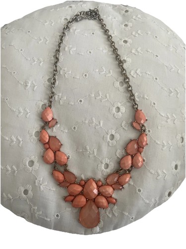 Pretty coral coloured - coral,
