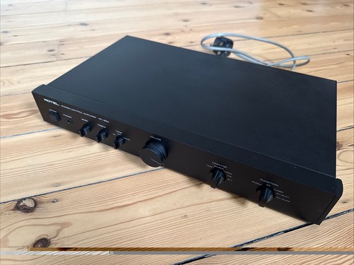 Rotel 850 stereo control - rc-850,