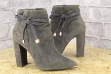 GREY SUEDE BLOCK HEEL ANKLE