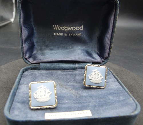 Set wedgwood blue - of, 2