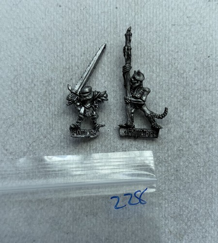 Warhammer chaos familiars - familiars,