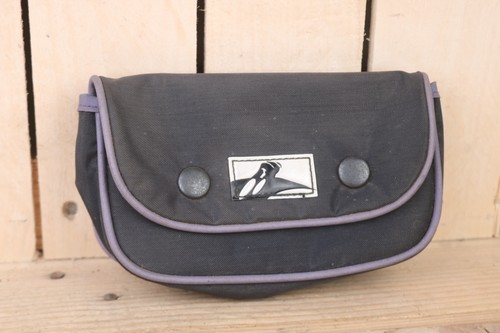Black bicycle saddle - saddle, bag