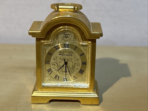 Vintage tempus fugit brass - vintage,