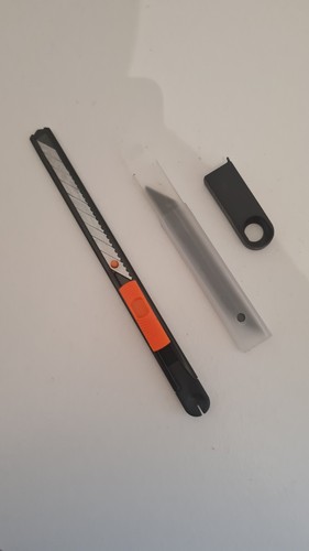 Vinyl cutter with cutting - with,