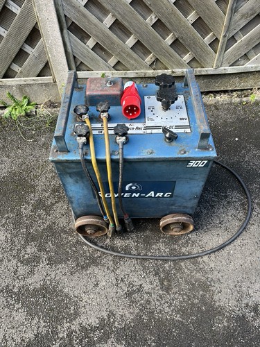 Oil cooled arc welder - arc,