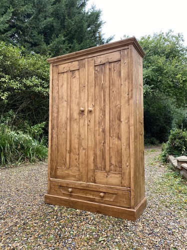 Reclaimed antique style pine - reclaimed,