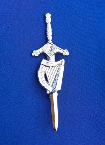 Irish harp emblem kilt - emblem, pin