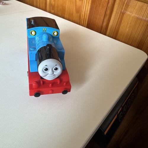 Thomas the tank engine - thomas,