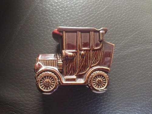 Ceramic vintage car cigarette - car,