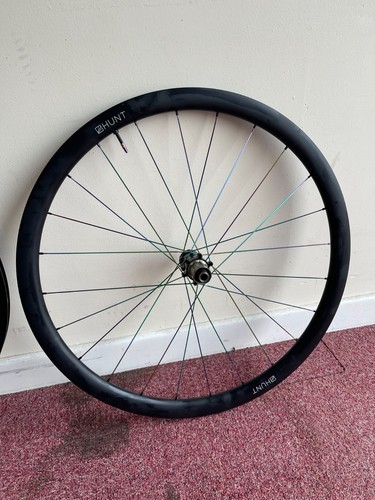 Hunt carbon aero disc with - hunt,