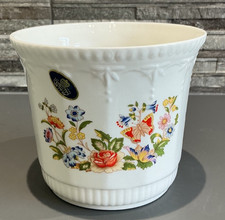 Anysley - Fine Bone China -