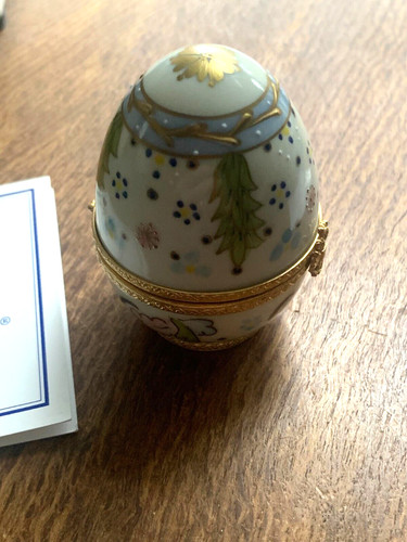 Fabergé porcelain egg - porcelain,