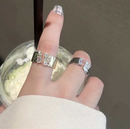 Adjustable rhinestone ring - adjustable,