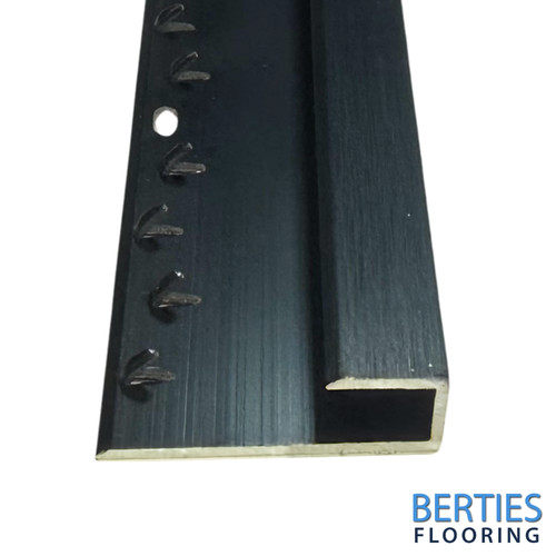 Square edge joins carpet - square,