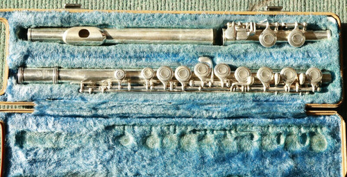 Yamaha yfl flute with - yamaha,