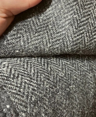 Charcoal 100 wool herringbone - charcoal, 100%