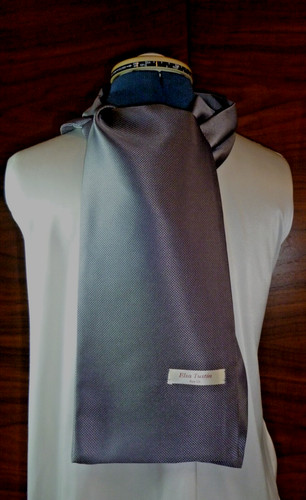 100 woven silk - 100%,