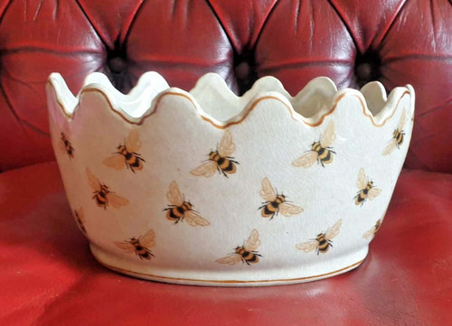 Vintage india jane bumblebee - india,