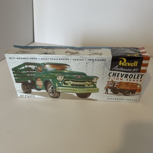 Revell h1401 chevrolet 2 - revell,