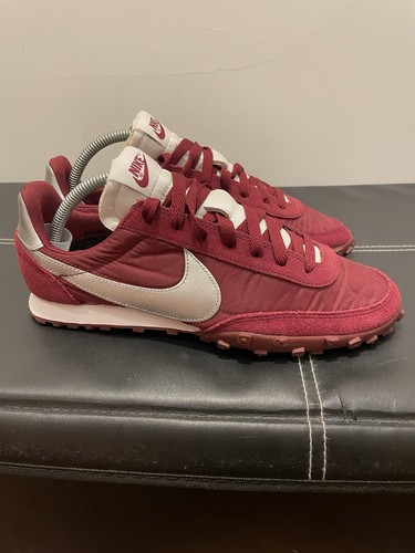 Rare 2019 nike - v,