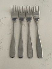 4 David Mellor Thrift cutlery